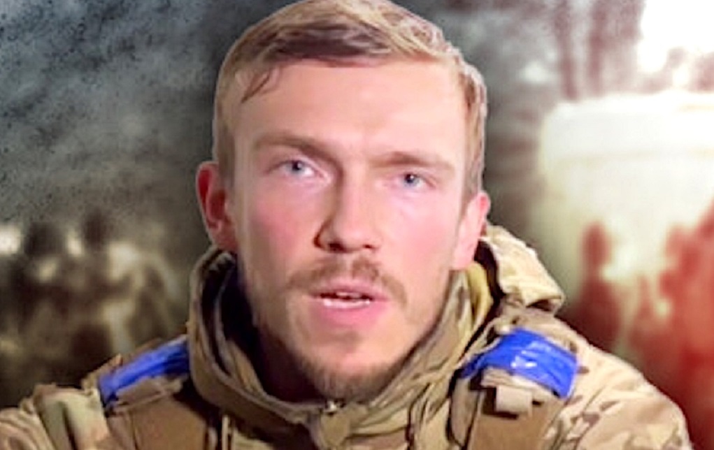 Az Azov parancsnoka bejelentette, tisztességesen bánnak velük az oroszok